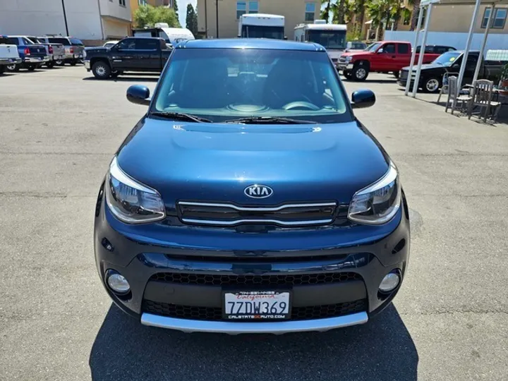 BLUE, 2018 KIA SOUL Image 10