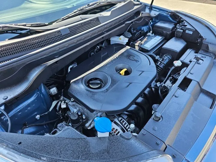 BLUE, 2018 KIA SOUL Image 12