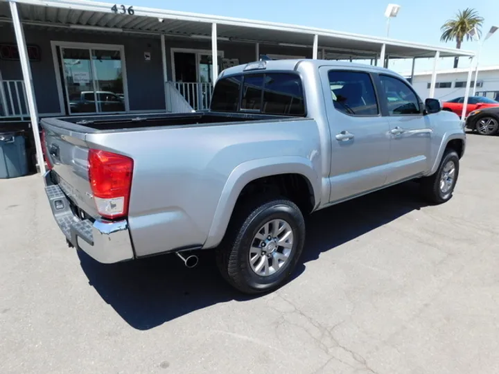 SILVER, 2016 TOYOTA TACOMA DOUBLE CAB Image 5