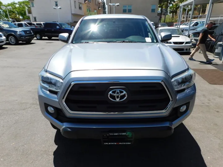 SILVER, 2016 TOYOTA TACOMA DOUBLE CAB Image 11