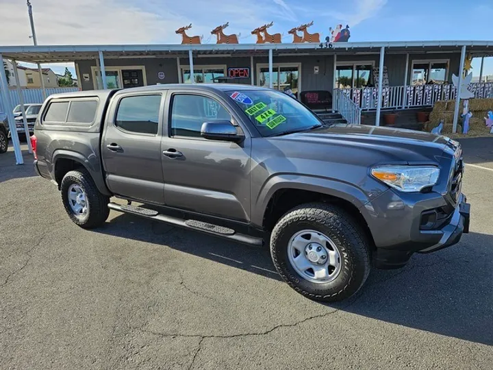 GRAY, 2016 TOYOTA TACOMA DOUBLE CAB Image 2