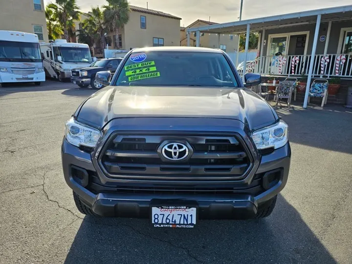 GRAY, 2016 TOYOTA TACOMA DOUBLE CAB Image 11