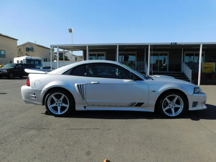 SILVER, 2004 FORD MUSTANG Image 3