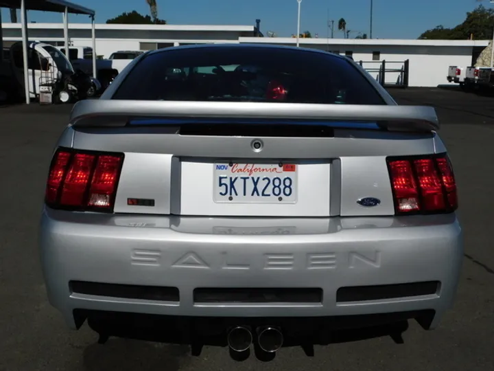 SILVER, 2004 FORD MUSTANG Image 5