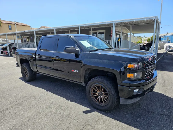 BLACK, 2015 CHEVROLET SILVERADO 1500 CREW CAB Image 2