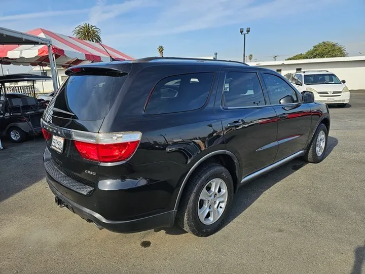 BLACK, 2011 DODGE DURANGO Image 4