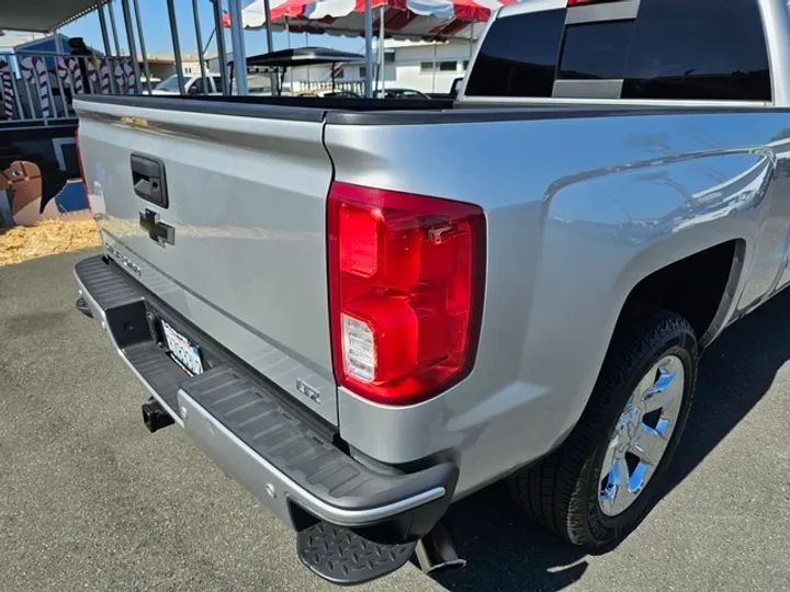 SILVER, 2018 CHEVROLET SILVERADO 1500 CREW CAB Image 6