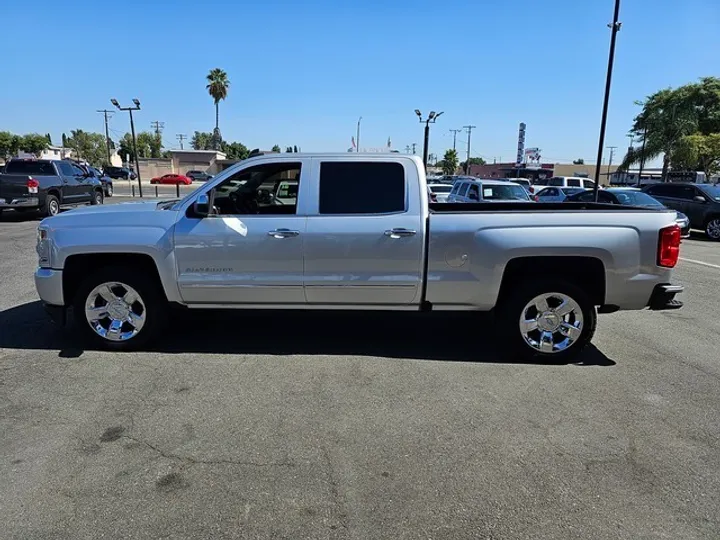 SILVER, 2018 CHEVROLET SILVERADO 1500 CREW CAB Image 12