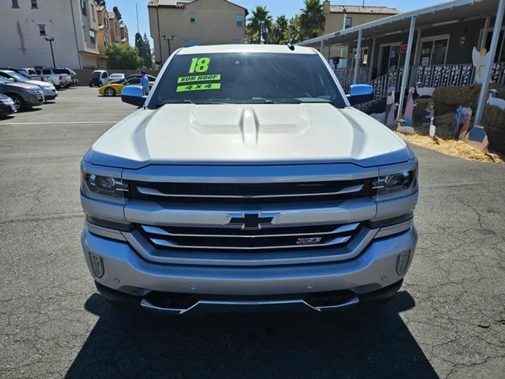 SILVER, 2018 CHEVROLET SILVERADO 1500 CREW CAB Image 14