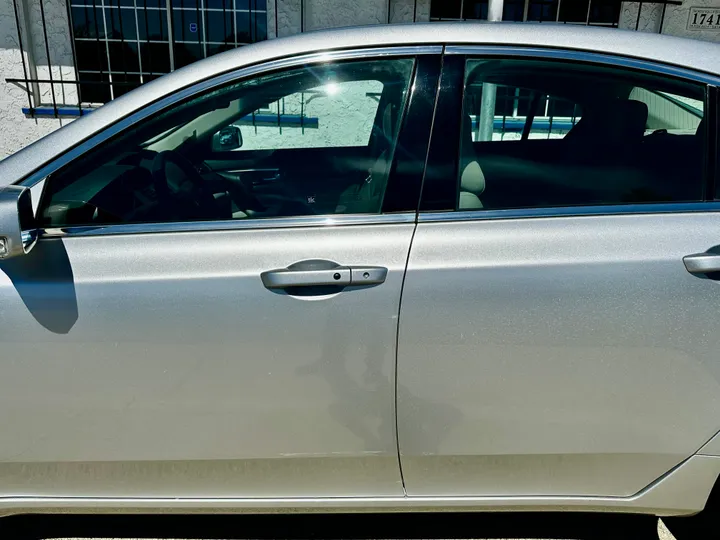 SILVER, 2013 ACURA TL Image 10