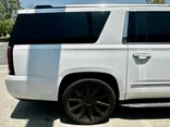 WHITE, 2017 GMC YUKON XL Thumnail Image 10
