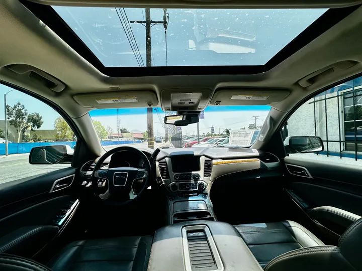 WHITE, 2017 GMC YUKON XL Image 26
