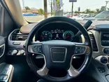 WHITE, 2017 GMC YUKON XL Thumnail Image 43