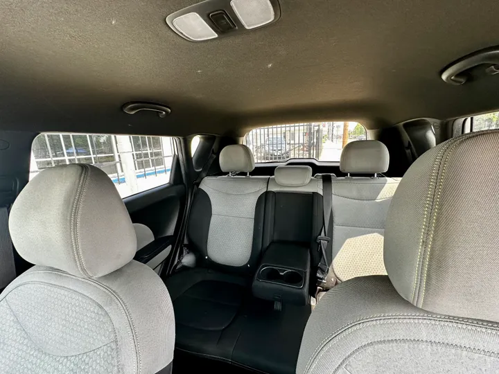 SILVER, 2016 KIA SOUL Image 16
