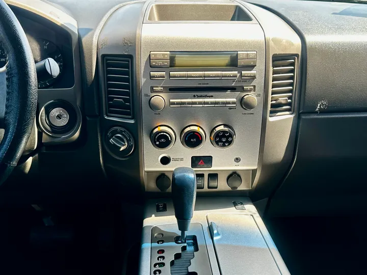 2005 NISSAN TITAN CREW CAB Image 17