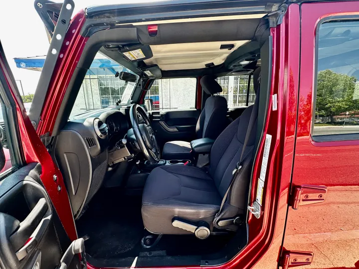 BURGUNDY, 2013 JEEP WRANGLER Image 13