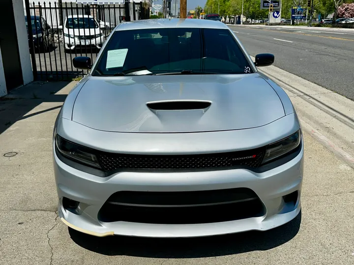 2019 DODGE CHARGER Image 2