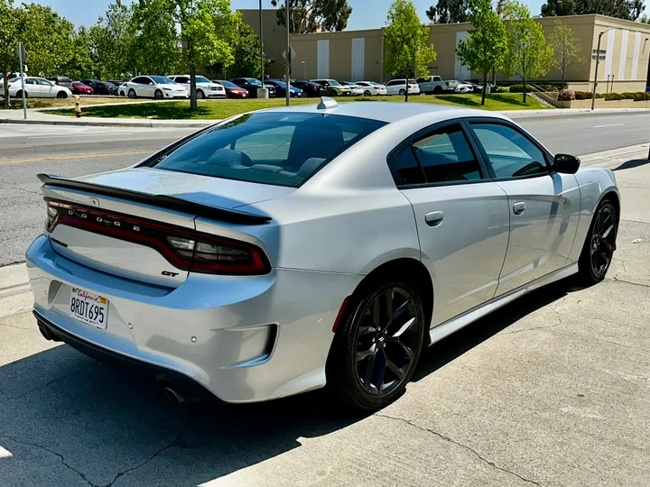 2019 DODGE CHARGER Image 4