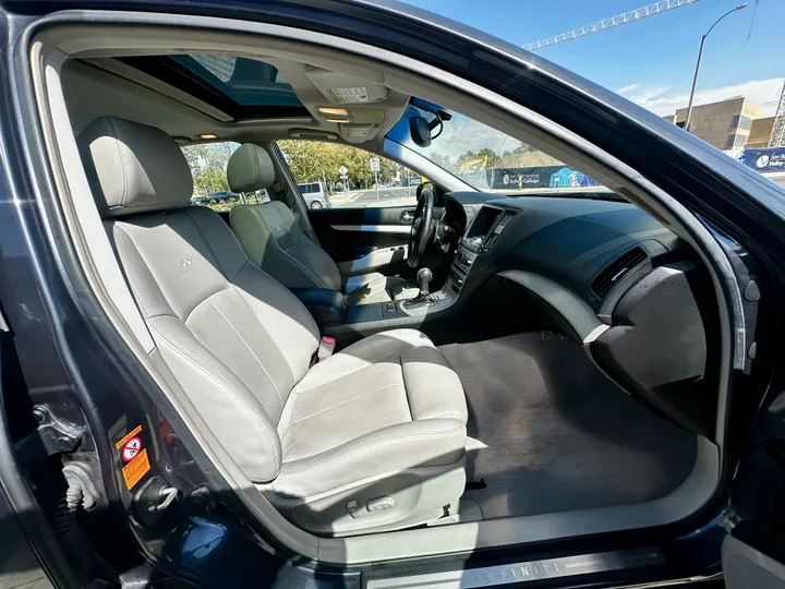 GRA, 2008 INFINITI G Image 28