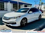 WHITE, 2017 HONDA ACCORD Thumnail Image 1