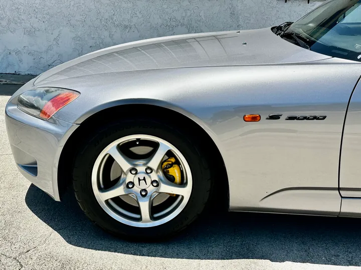 GREY, 2003 HONDA S2000 Image 9