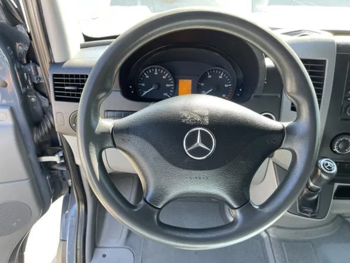 BLUE, 2018 MERCEDES-BENZ SPRINTER 2500 CARGO Image 22