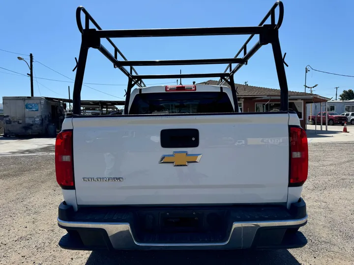 WHITE, 2019 CHEVROLET COLORADO CREW CAB Image 5