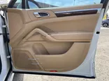 WHITE, 2013 PORSCHE CAYENNE Thumnail Image 17