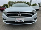 WHITE, 2019 VOLKSWAGEN JETTA Thumnail Image 2