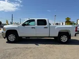 WHITE, 2012 CHEVROLET SILVERADO 2500 HD CREW CAB Thumnail Image 9