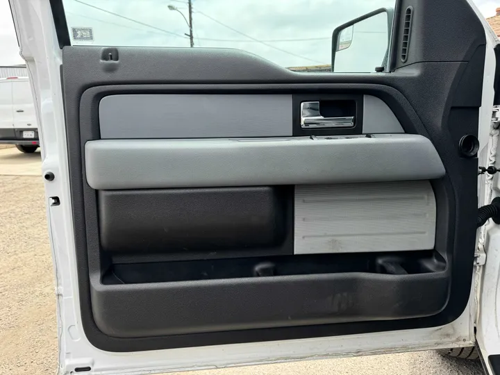 WHITE, 2014 FORD F150 SUPER CAB Image 9