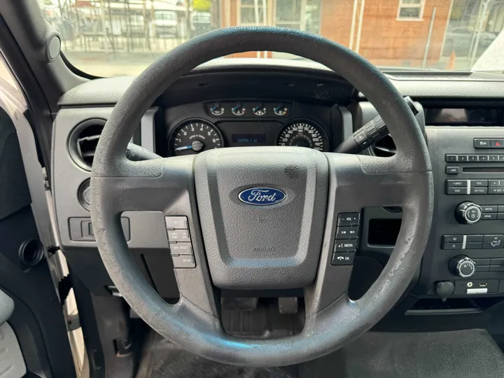 WHITE, 2014 FORD F150 SUPER CAB Image 19