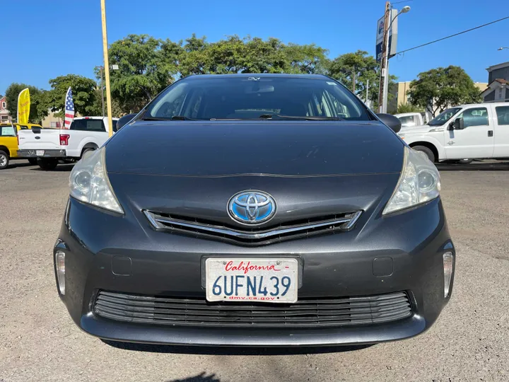 GRAY, 2012 TOYOTA PRIUS V Image 2