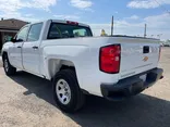 WHITE, 2018 CHEVROLET SILVERADO 1500 CREW CAB Thumnail Image 4