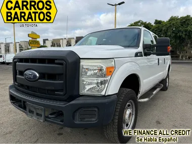 WHITE, 2016 FORD F250 SUPER DUTY CREW CAB Image 