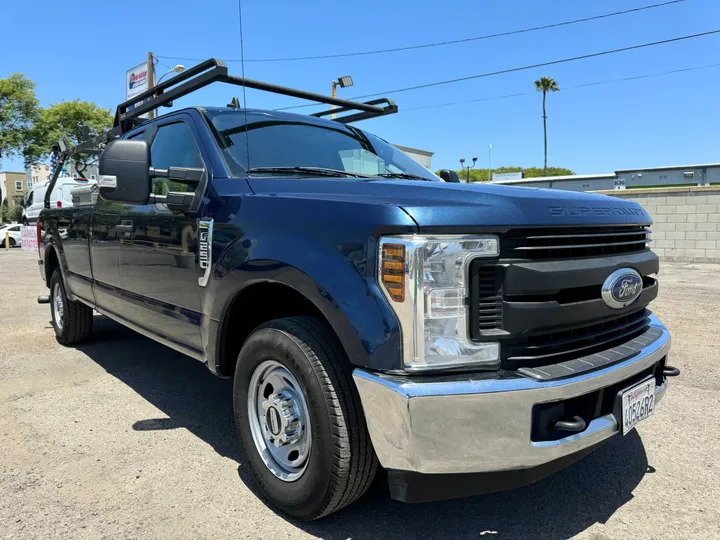 BLUE, 2019 FORD F250 SUPER DUTY SUPER CAB Image 3