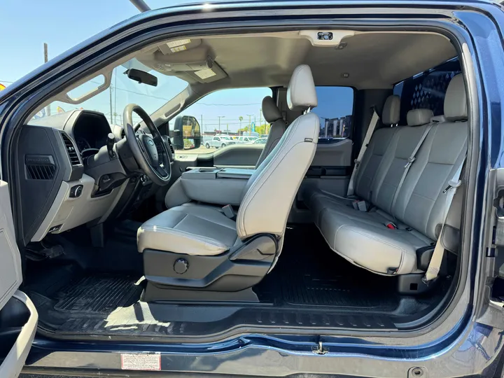 BLUE, 2019 FORD F250 SUPER DUTY SUPER CAB Image 10