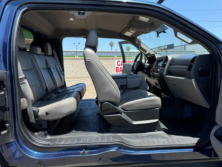 BLUE, 2019 FORD F250 SUPER DUTY SUPER CAB Image 19