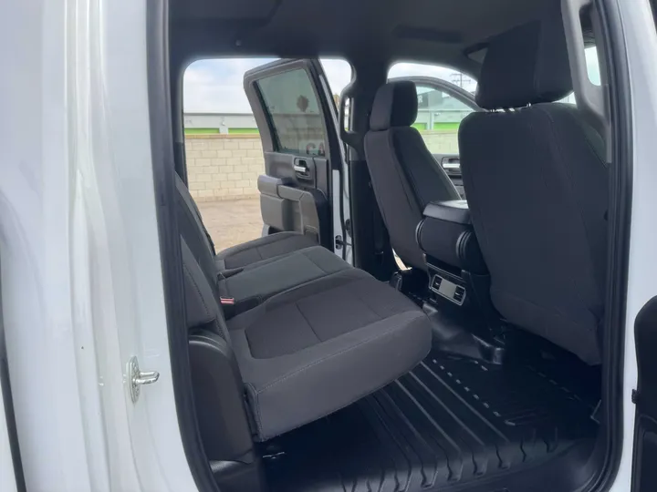 BLACK, 2022 CHEVROLET SILVERADO 2500 HD CREW CAB Image 14