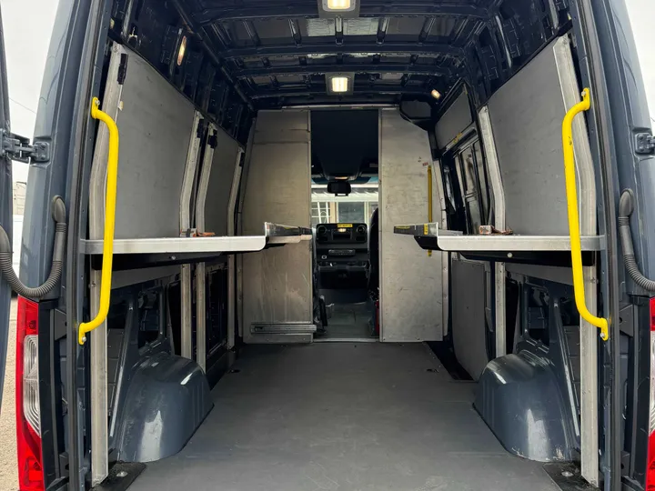 BLUE, 2019 MERCEDES-BENZ SPRINTER 2500 CREW Image 13