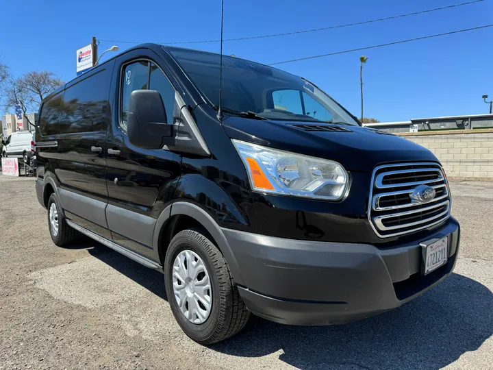 BLACK, 2015 FORD TRANSIT 150 VAN Image 3