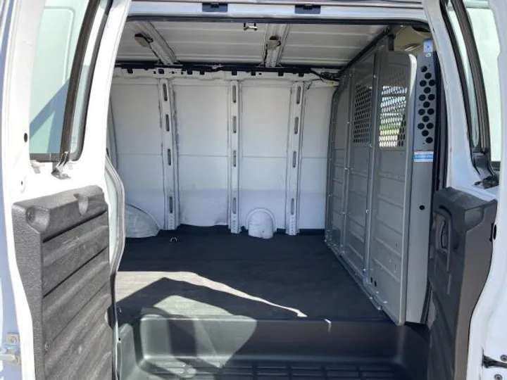 WHITE, 2019 CHEVROLET EXPRESS 2500 CARGO Image 12