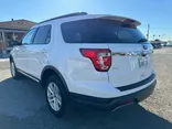 WHITE, 2019 FORD EXPLORER Thumnail Image 4