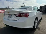 WHITE, 2019 CHEVROLET MALIBU Thumnail Image 6