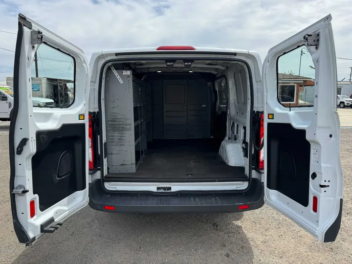 WHITE, 2017 FORD TRANSIT 250 VAN Image 10