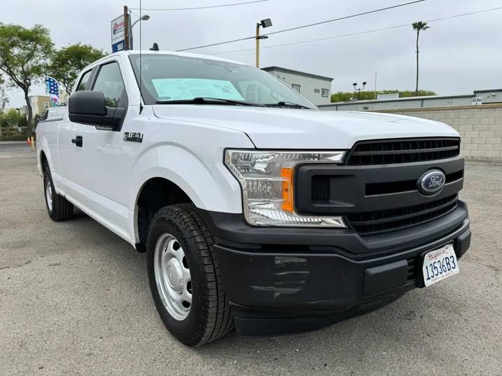 WHITE, 2020 FORD F150 SUPER CAB Image 3