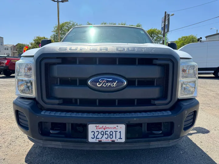 WHITE, 2015 FORD F250 SUPER DUTY SUPER CAB Image 2