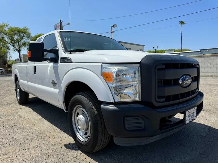 WHITE, 2015 FORD F250 SUPER DUTY SUPER CAB Image 3