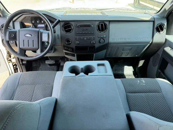 WHITE, 2015 FORD F250 SUPER DUTY SUPER CAB Image 16