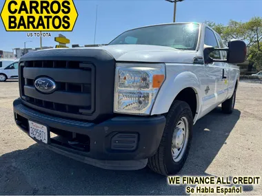 WHITE, 2015 FORD F250 SUPER DUTY SUPER CAB Image 